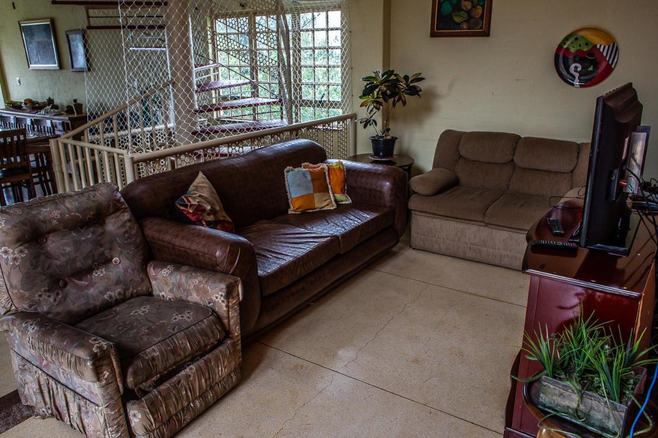 Sitio Girassol Hostel Caconde Luaran gambar