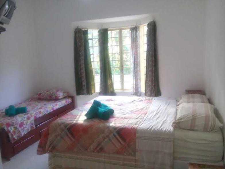 Sitio Girassol Hostel Caconde Luaran gambar